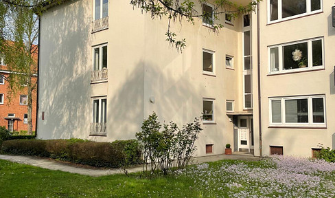 No commission - Apartment with a cozy atmosphere by the Eilbek Canal.
