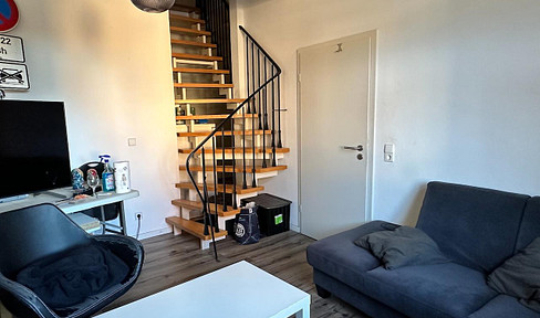 Well-maintained 4-room maisonette apartment in a historic building, located near Bihlplatz.