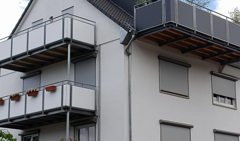Neu erstellte 2,5-Zimmer-DG-Wohnung in Reutlingen, stadtnah,  mit West- und Süd - Balkon