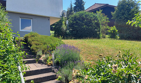 Frisch ren. 2,5-Zi.-Einlieger-Wohnung in Reutlingen, ruhig, grün, mit  Süd-Terrasse und Garten