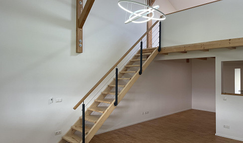 EXKLUSIVE FLÄCHE FÜR BÜRO, STUDIO, SCHULUNGSRAUM ODER KANZLEI