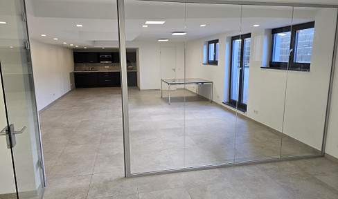 Moderne Gewerbeeinheit im Souterrain