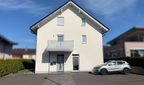 Modern townhouse with 2 maisonette apartments + office | 314 m² | 8 parking spaces | Located in the city center of Paderborn.