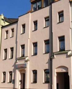 Profitable investment property, city center location, discreet marketing.