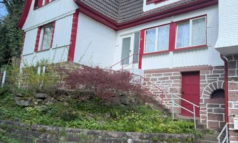 A quintessential Black Forest house.