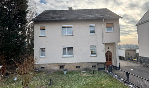Provisionsfrei: Charmantes Einfamilienhaus mit großem Garten und freiem Blick ins Grüne