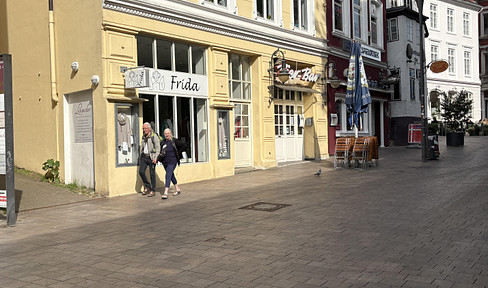 Attractive retail space available on Nordermarkt.