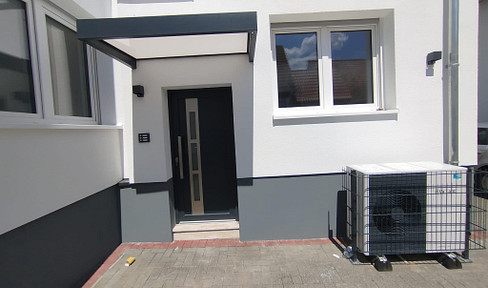 Exclusive 3-room penthouse apartment with high-quality interior finishes, located in Hanau.