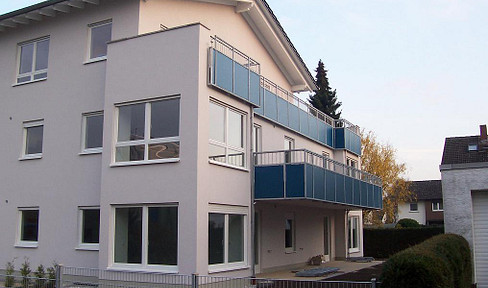 Lichtdurchflutete 3-Zimmer-Gartenwohnung mit 2 Bädern,2 Terrassen,2 Stellplätzen+Komfortausstattung