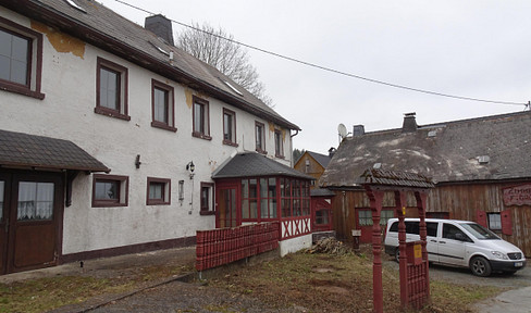 Ratenkauf: teilsaniertes Bauernhaus in guter Lage zum Feriendorf Pillmersreuth