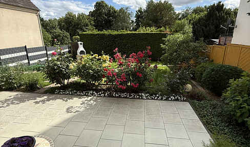Ground floor apartment with a sunny garden.
