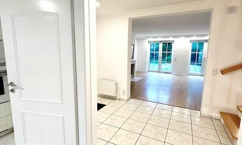 **Lichtdurchflutetes Zuhause in Bestlage von Kaiserswerth**PROVISIONSFREI-VON PRIVAT**
