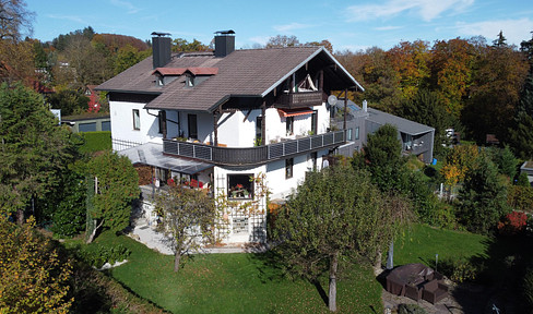 4 Zimmer Mansardenwohnung in Starnberg mit exkl. Seeblick