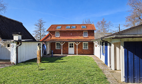 Wohnhaus nahe Krautsand mit Garten – Grundstück mit positivem Bauvorbescheid optional •