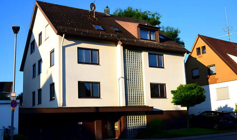 Living in a green environment - elegant, bright, and modern 5-room apartment with a large garden (completely renovated in 2020/2021).