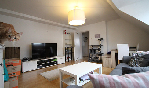 3.5-room apartment, city location, balcony, bathroom: bathtub + separate shower + window, insulation, communal garden.