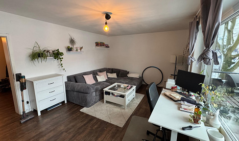 3.5-room apartment in the Schanze district.
