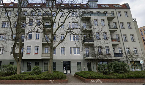 leerstehende 2 Zimmer Wohnung in Prenzlauerberg