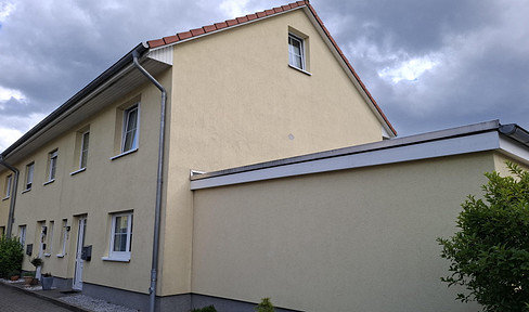 Terraced house in Langenhagen, district of Kaltenweide.