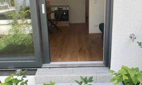 Attractive, luxurious one-bedroom apartment, centrally located in Schrobenhausen.