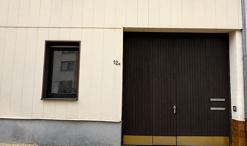 First occupancy after complete renovation – Modern 3-room apartment in Blankenloch.