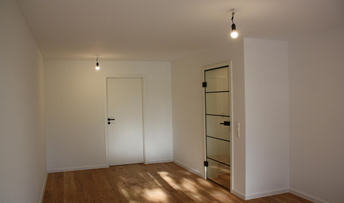 Erstbezug in Hoheneck: 2 Balkone in hochwertig sanierter 2-Zimmer-Wohnung mit Tiefgarage