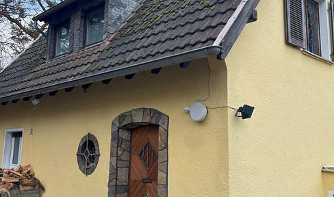 2 Häuser in Bonn-Ippendorf auf idyllischem Waldgrundstück