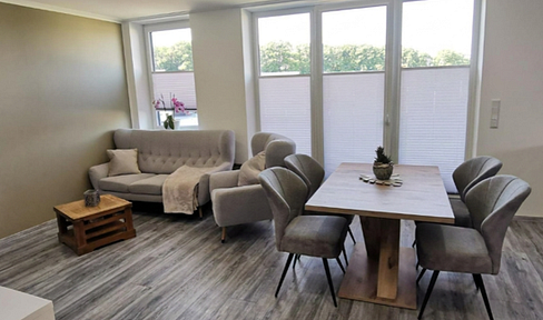 4-room apartment.
Alternatively: Apartment with 4 rooms.