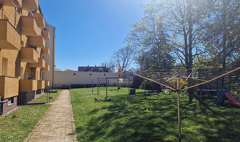 3ZKB in Leipzig Stötteritz mit Blick auf das Völkerschlachtdenkmal
