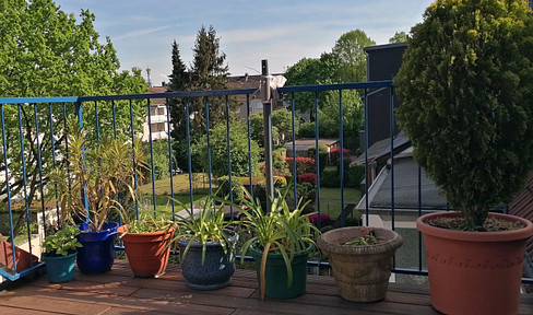 Charming, light-filled apartment with a rooftop terrace facing south.
