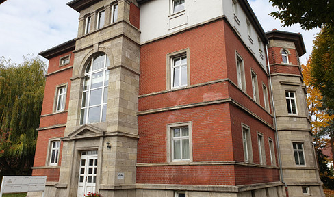 Charmante 2-Zi-Wohnung mit 2 Balkonen und Gartenzugang in Meiningen