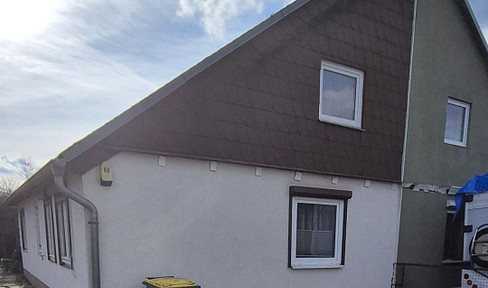 DHH (Detached House with Garden) in Karow **suitable for tradespeople / demolition and new construction**.