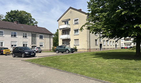 Apartment (in a building with shared ownership).