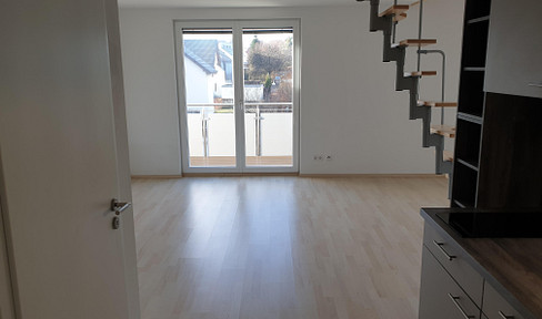 #2.17# Sehr schöne vollmöblierte Galeriewohnung mit Balkon. Ab Oktober.
