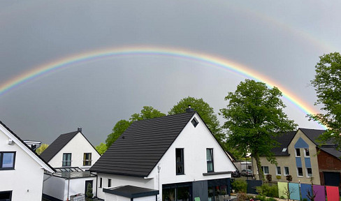 Spacious single-family home with plenty of room for the family.