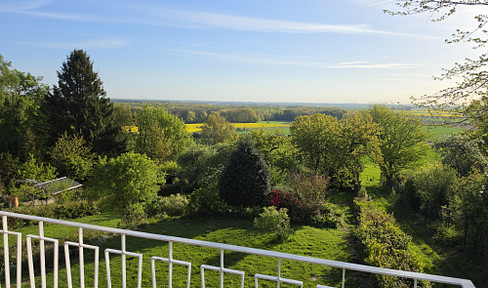 Dream home in Lüdersen with views of Hanover and the surrounding area. Price negotiable.