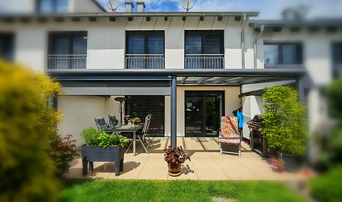 Timeless elegance meets modern living comfort – a high-quality terraced house with exclusive interior design.