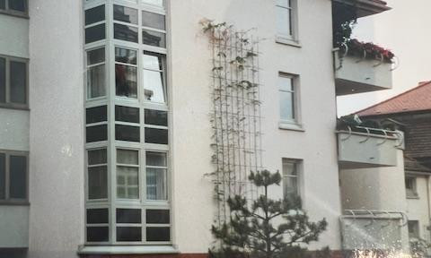 Centrally located, yet very quiet, 1.5-room apartment in the Old Town of Würzburg.