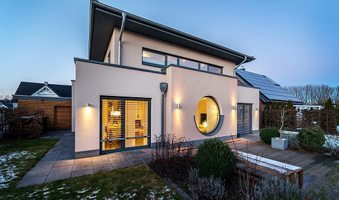 Architektenhaus in moderner Staffelgeschoss-Bauweise