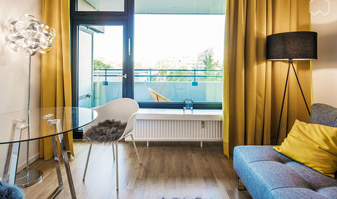 Haidhausen: Stylish 1-bedroom apartment with a west-facing balcony – Depreciation benefits and ground rent.