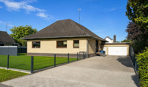 Provisionsfreier Bungalow in ruhiger Sackgasse – bezugsfertig & gepflegt