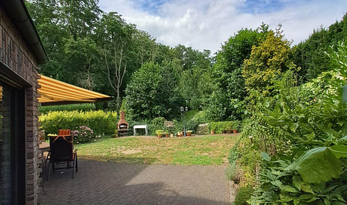Private sale - Apartment located directly near Baerler Busch.