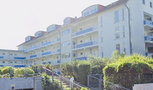 Moderne 2-Zi. Wohnung mit Fahrstuhl und Tiefgaragenstellplatz
