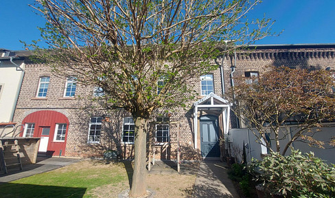 Unique factory loft in a historic steel mill – 200 m² of living space + 120 m² of undeveloped area.