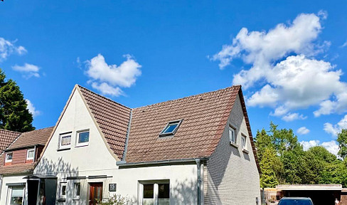 Modernisiertes Reihenendhaus in ruhiger Lage