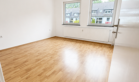 Frisch modernisierte Wohnung mit Balkon, Einbauküche & Waschmaschine in Bremen Horn-Lehe