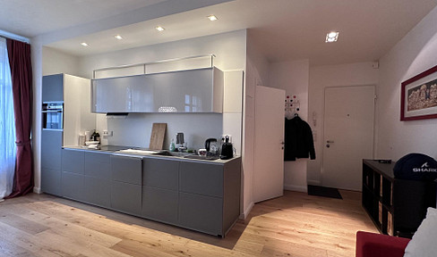 1,5-Zimmer Luxuriös Openspace für Singles oder Paare, voll mobiliert, am Viktoria park