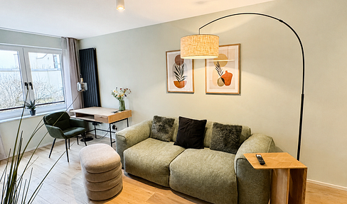 Stylish and peaceful apartment with a balcony, fully furnished, located on Herdweg in Stuttgart-West.