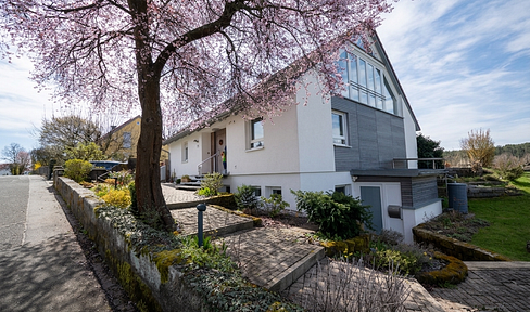 Completely renovated dream home in Franconia *NO COMMISSION* *Valuation report available*.
