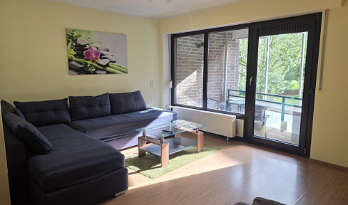 Lakeside Living in Volksgarten | 70 sqm Furnished Apartment | Quiet and Central Location in Düsseldorf.